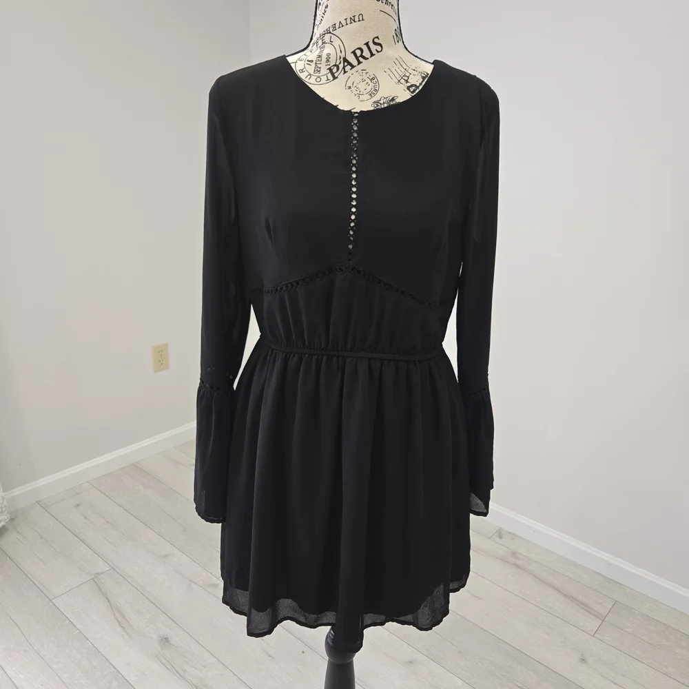 Xtraordinary Black Mini Dress with Flared Cuffs Juniors Large